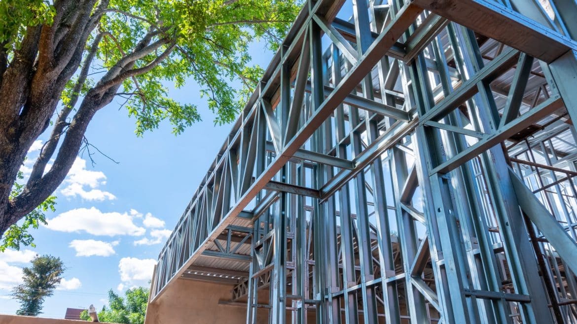 estrutura feita com Steel Frame